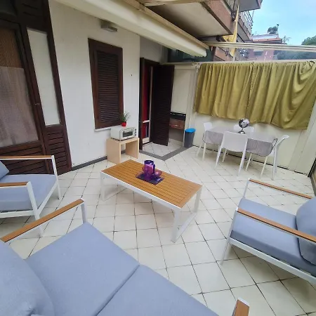 Appartement Acitrezza *
